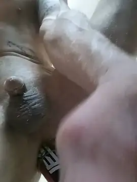 Lowerbottomboi's Webcam Show