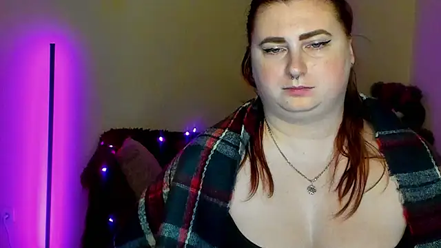 Chat +18 de Alicia_love00 ao vivo