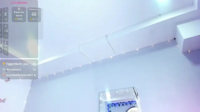 Aurora_Blackmont's Live XXX Chat