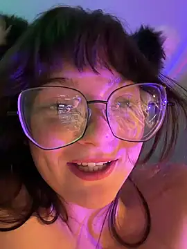 urpuppymoon's Live XXX Chat