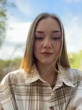 MilaMoone – Live XXX-chat