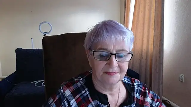 Sandra_Snowflake: онлайн-секс-чат