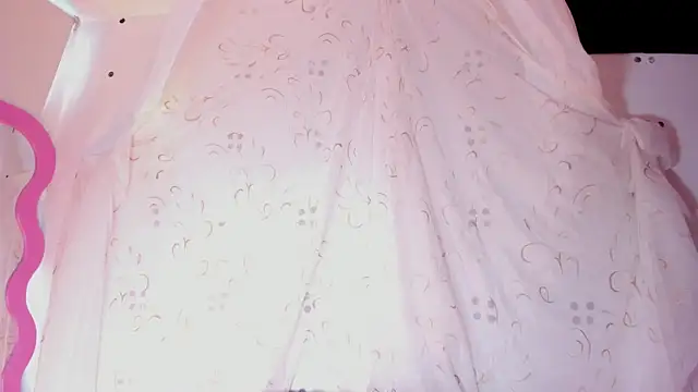 Chat XXX en directo de KuraiBi