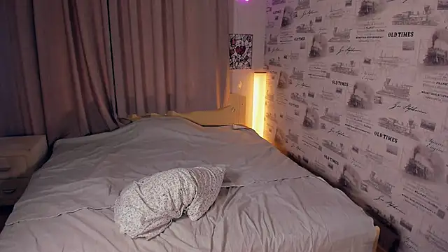 NiaHodge: απευθείας συνομιλία ΧΧΧ