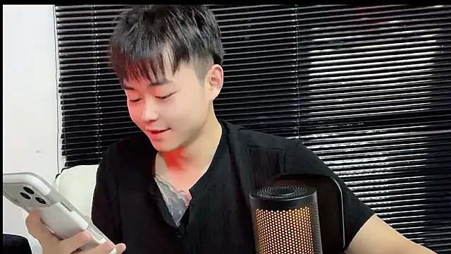 GUCCI-BOY1314 在線直播表演