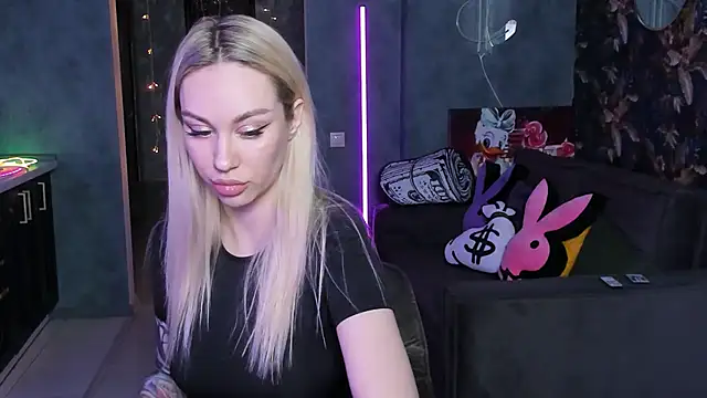 Blckmirrorr live XXX chat