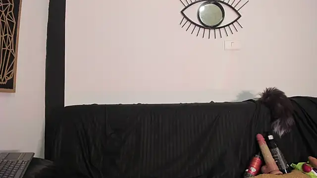 EmilyGomezLS 即時 XXX 聊天