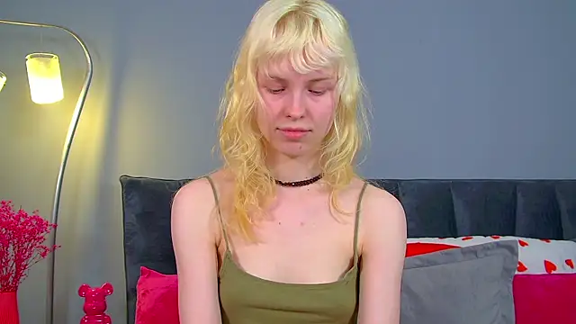 HannahHollis' Live XXX Chat