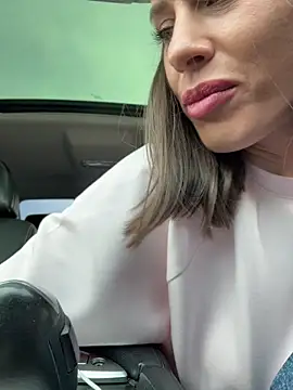 _JessyRey_: απευθείας συνομιλία ΧΧΧ