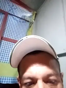 LACALIENTEDECHALCO Show Webcam