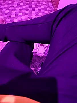 X-boy-11 live XXX chat