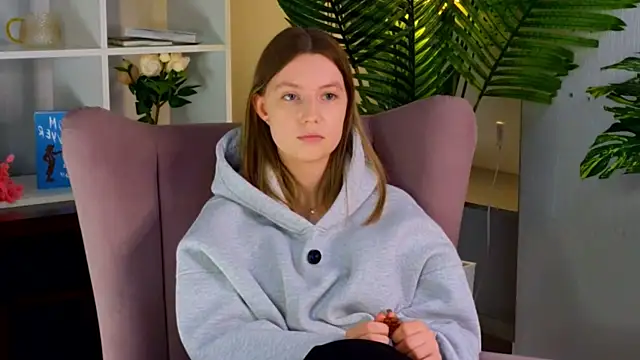 RebeccaAzim Webcam-Show