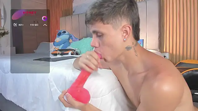 DustinLevine Live XXX-chat