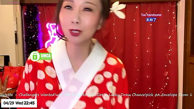 ERIKA-JP-168130's Live XXX Chat