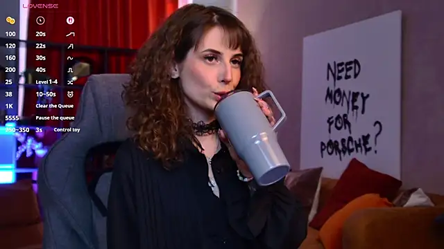 แชท XXX สดของ OliviaMcClean