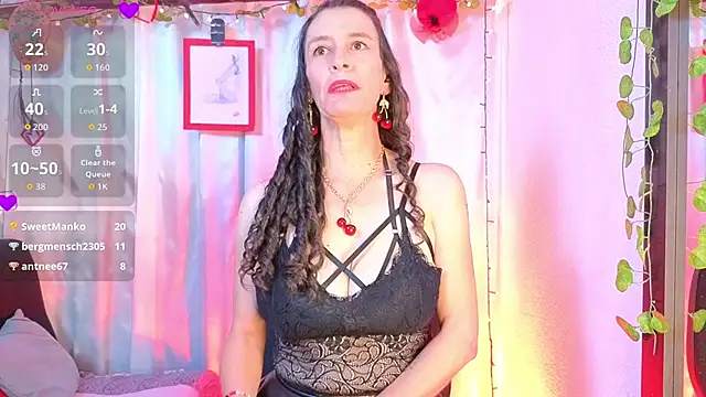 Chat XXX en directo de LeanaMaturee