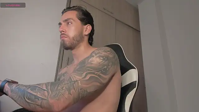 Онлайн чат XXX Axel__Blaze