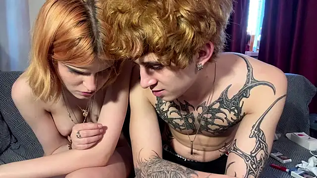 DreamyPair Webcam show