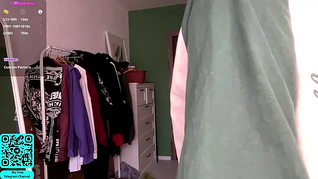 MadalynNosel Show in webcam