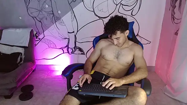 caius_bigcock1 webkamerás műsora