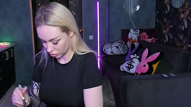 Blckmirrorr Chat XXX live