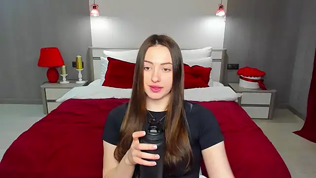 Christina_Enigma Chat XXX in diretta