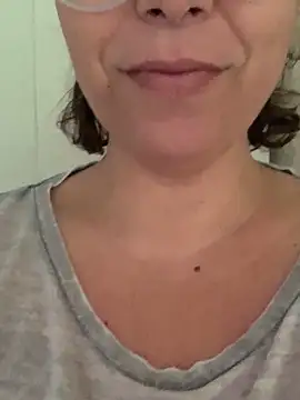 LupitaHaze Chat XXX in diretta