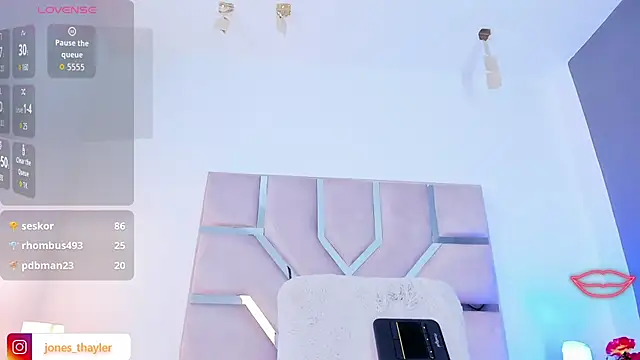 Thayler_jones Pertunjukan Webcam