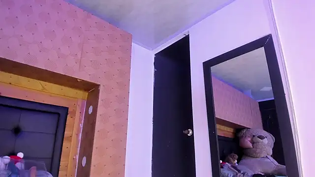 Samantha_Blaze1 在線直播表演