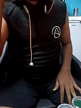 Chat +18 de Karantamiltop ao vivo