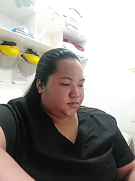 LianaCruzado Pertunjukan Webcam