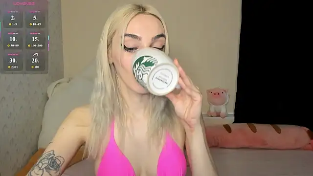 Chat +18 de succubantra ao vivo