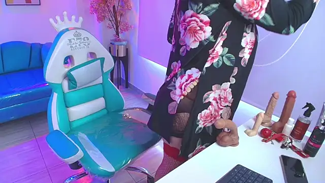 Madame_scarlett Webcam Show