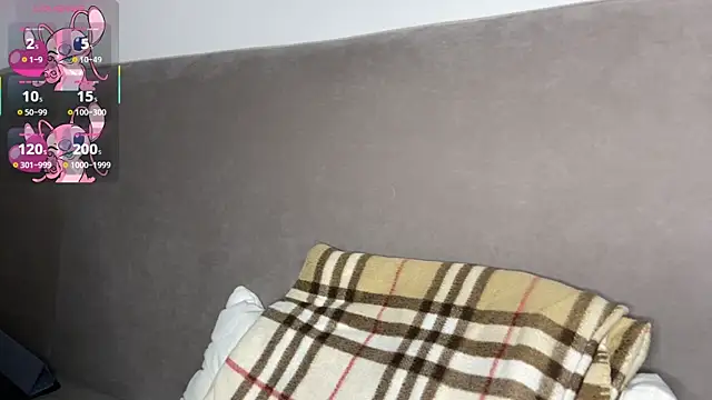 Chat +18 de Valeria_Vibe ao vivo