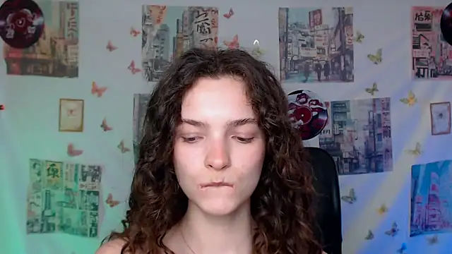 _SusieSu_'s Live XXX Chat