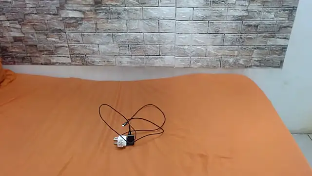 โชว์เว็บแคมของ BossyBustyQueen