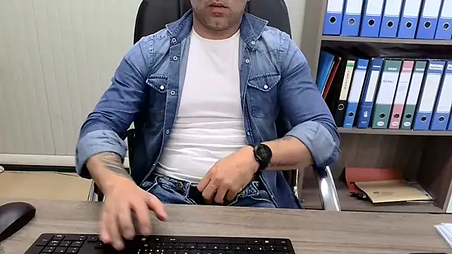 Онлайн чат XXX Evasionee