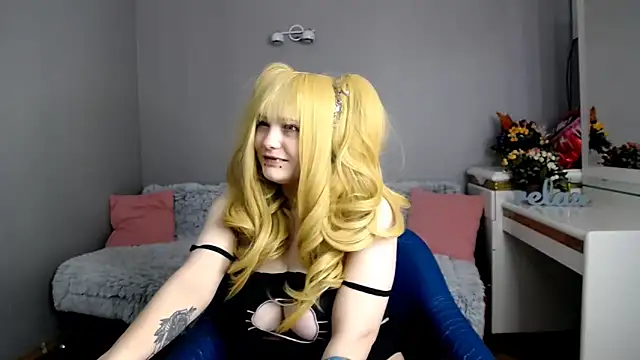 XXX chat uživo modela Estheri