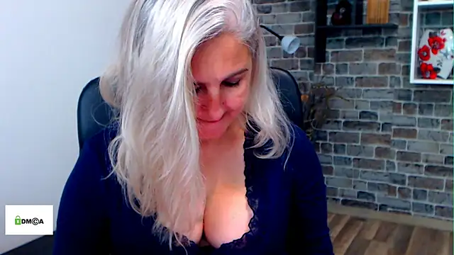 angel_devil_milf's Live XXX Chat