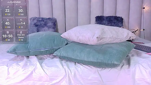 AnnieRouse__'s Live XXX Chat