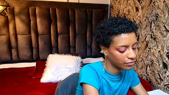 Zia_Green: онлайн-секс-чат