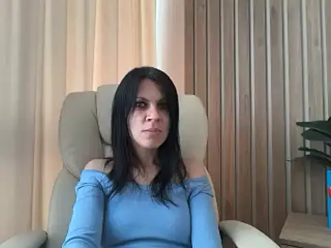 Онлайн чат XXX InjaAtHome