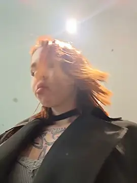 RosieSecret: απευθείας συνομιλία ΧΧΧ