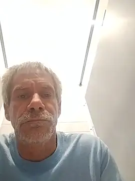 Biknight: онлайн-секс-чат