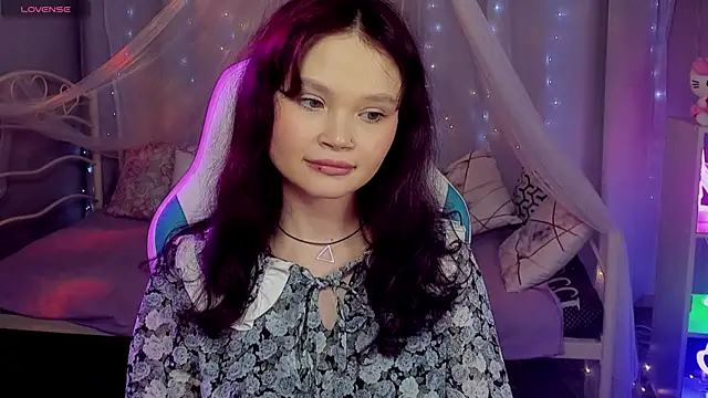 Онлайн чат XXX EmilyChaves