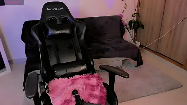 Chatroom XXX en direct de aleja_montiel__