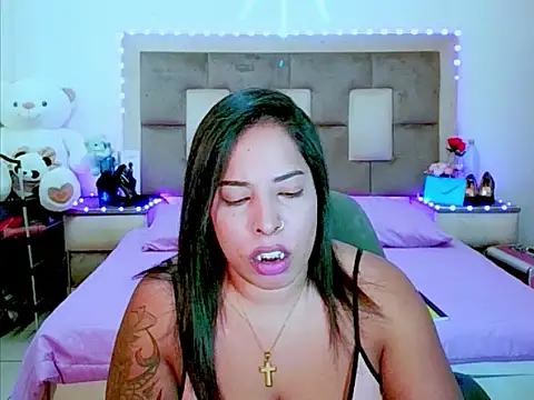 Chatroom XXX en direct de indiantopaz694u