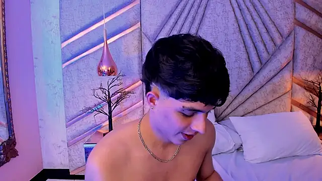 DamiaanXx লাইভ XXX চ্যাট