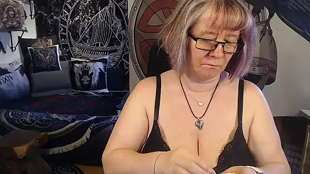 TittenMichelle – Naživo XXX chat