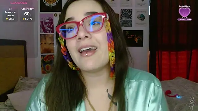 Nova-Satela Adlı Modelin Canlı XXX Sohbeti